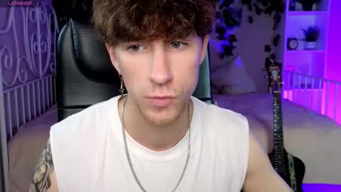 Snapshot of mark_caron chatting on 10/16/25, 08:32 mark_caron online show from 10/16/25, 08:32