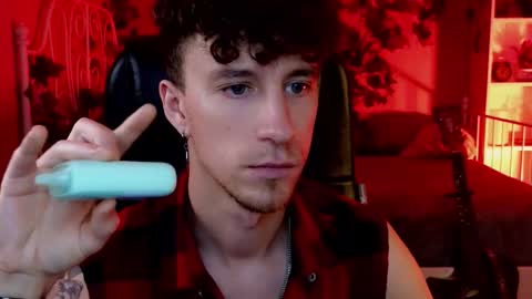 Snapshot of mark_caron chatting on 12/04/25, 08:39 mark_caron online show from 12/04/25, 08:39