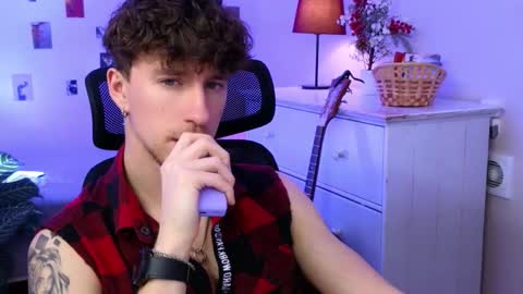 mark_caron online show from 03/18/26, 09:51