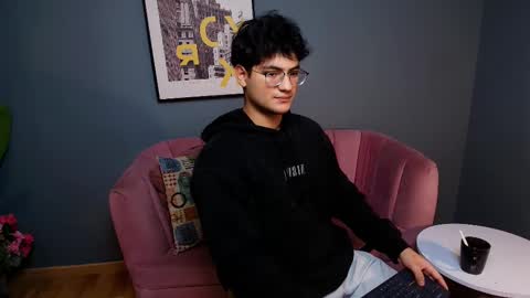 mark_evans1_ online show from 03/12/25, 07:38