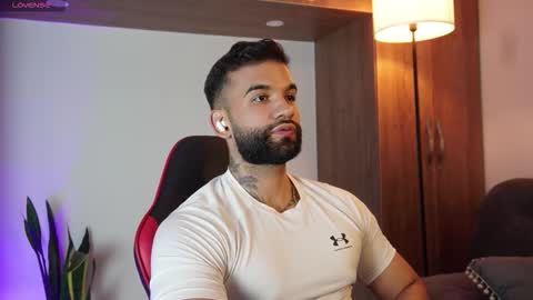 Mark online show from 11/07/25, 11:05