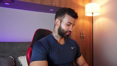 Mark online show from 01/06/26, 11:51