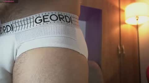 Snapshot of mark_hazze chatting on 03/08/26, 02:04 Mark online show from 03/08/26, 02:04