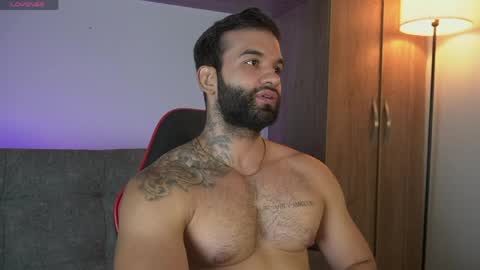 Snapshot of mark_hazze chatting on 04/05/26, 01:14 Mark online show from 04/05/26, 01:14