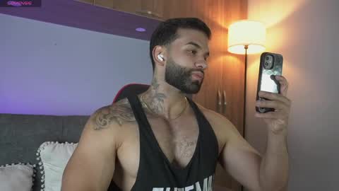 Snapshot of mark_hazze chatting on 04/11/26, 12:48 Mark online show from 04/11/26, 12:48