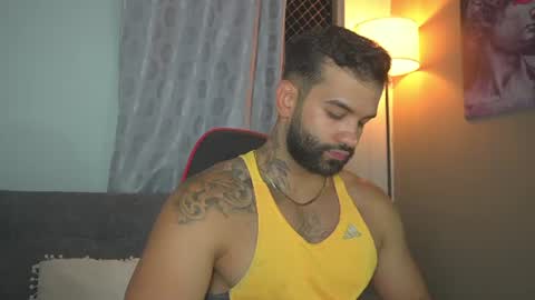 Snapshot of mark_hazze chatting on 07/14/26, 11:54 Mark online show from 07/14/26, 11:54