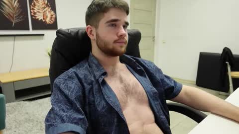 MARK MAXIM online show from 10/04/25, 08:29