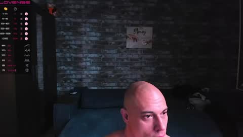 Snapshot of mark_normal chatting on 06/19/26, 04:06 Mark online show from 06/19/26, 04:06