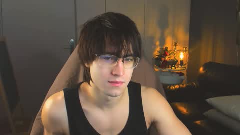 mark online show from 12/01/25, 05:56