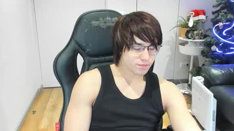 mark online show from 12/17/25, 07:14