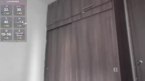 Snapshot of mark_rut chatting on 12/22/24, 03:11 MODEL Mark Rut online show from 12/22/24, 03:11