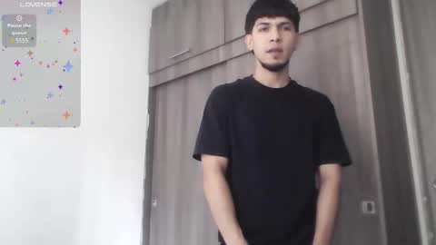 Snapshot of mark_rut chatting on 12/23/24, 08:57 MODEL Mark Rut online show from 12/23/24, 08:57