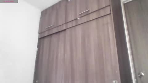 Snapshot of mark_rut chatting on 12/30/24, 03:35 MODEL Mark Rut online show from 12/30/24, 03:35