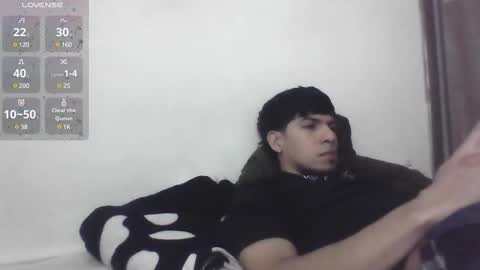 Snapshot of mark_rut chatting on 12/31/24, 12:43 MODEL Mark Rut online show from 12/31/24, 12:43