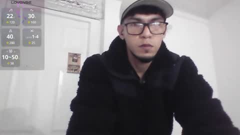 Snapshot of mark_rut chatting on 01/26/25, 03:27 MODEL Mark Rut online show from 01/26/25, 03:27