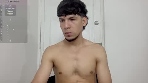 Snapshot of mark_rut chatting on 02/14/25, 12:30 MODEL Mark Rut online show from 02/14/25, 12:30