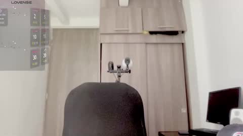 Snapshot of mark_rut chatting on 02/25/25, 04:31 MODEL Mark Rut online show from 02/25/25, 04:31