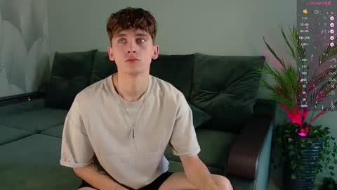 Mark online show from 09/21/25, 07:54