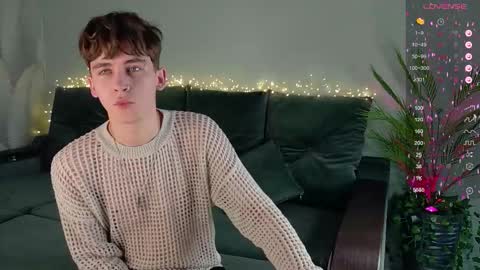 Mark online show from 09/23/25, 10:18