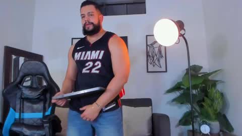 mark_x23 online show from 05/10/26, 03:12