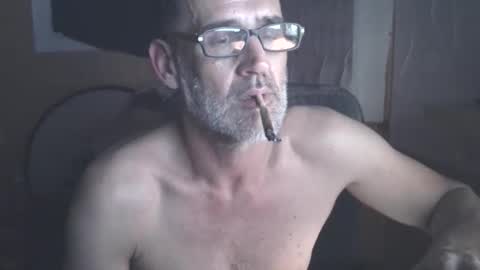 markbcnx online show from 12/15/25, 07:01