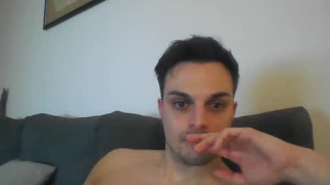 Snapshot of markboy5 chatting on 12/12/24, 03:21 Mark online show from 12/12/24, 03:21