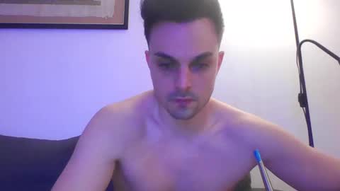 Snapshot of markboy5 chatting on 03/11/25, 01:26 Mark online show from 03/11/25, 01:26