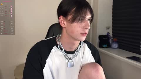 Mark online show from 10/17/25, 06:43