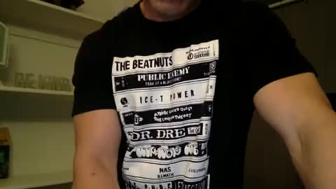 Snapshot of markk702 chatting on 02/11/25, 01:30 markk702 online show from 02/11/25, 01:30