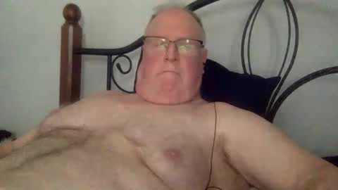 Mark online show from 01/15/26, 06:33