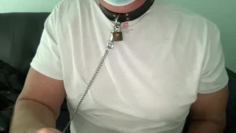 Snapshot of markmodel321 chatting on 04/22/26, 10:00 markmodel321 online show from 04/22/26, 10:00