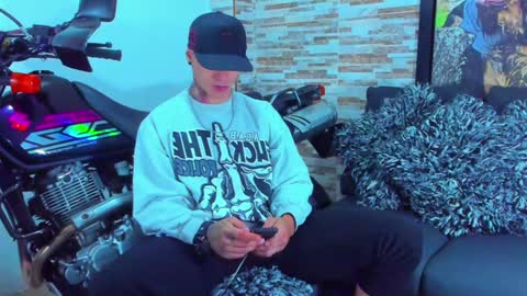 Sebastian online show from 12/05/24, 08:11