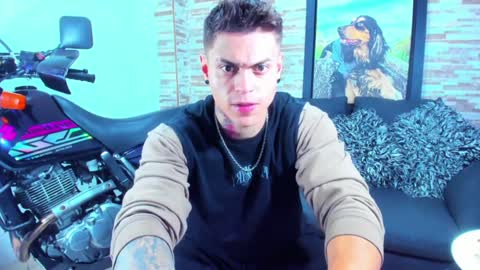 Sebastian online show from 12/12/24, 02:15