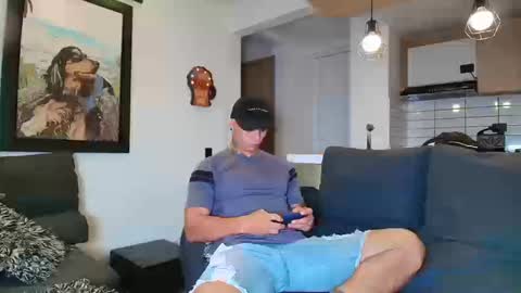 Sebastian online show from 09/16/25, 11:39