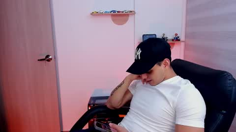 Snapshot of markpotier chatting on 03/20/26, 01:10 MARK online show from 03/20/26, 01:10