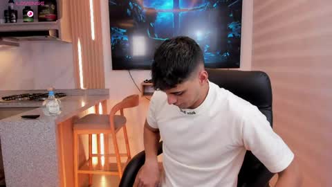 Snapshot of markpotier chatting on 03/28/26, 12:43 MARK online show from 03/28/26, 12:43