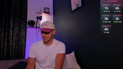 Mark Santos online show from 04/17/26, 07:17