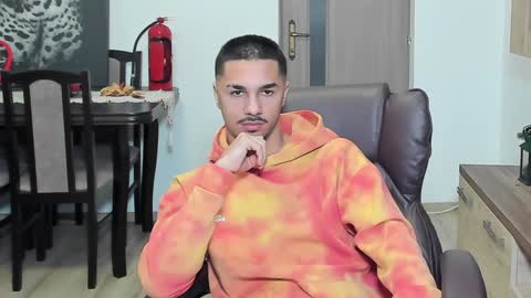 Tison online show from 12/07/24, 01:40