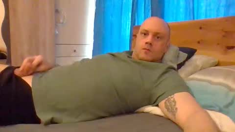 markus_7 online show from 04/13/26, 12:43