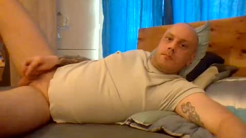 Snapshot of markus_7 chatting on 06/06/26, 02:55 markus_7 online show from 06/06/26, 02:55
