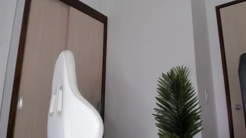 Snapshot of markus_blass chatting on 02/01/25, 02:05 markus... Y online show from 02/01/25, 02:05