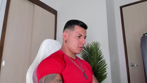 Snapshot of markus_blass chatting on 02/04/25, 09:52 markus... Y online show from 02/04/25, 09:52