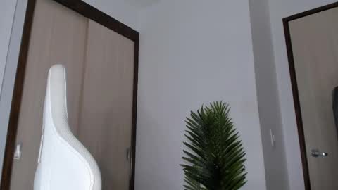 Snapshot of markus_blass chatting on 02/06/25, 10:53 markus... Y online show from 02/06/25, 10:53