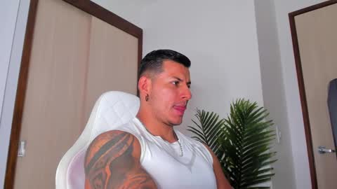 Snapshot of markus_blass chatting on 02/10/25, 09:58 markus... Y online show from 02/10/25, 09:58