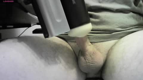 Snapshot of markustime chatting on 10/23/25, 07:01 Markus online show from 10/23/25, 07:01