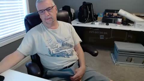 Snapshot of marky0029 chatting on 05/28/26, 02:25 marky0029 online show from 05/28/26, 02:25