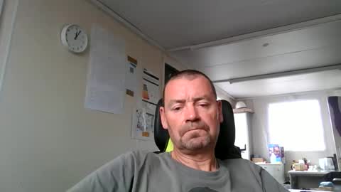 markyhowudoin online show from 09/28/25, 11:04