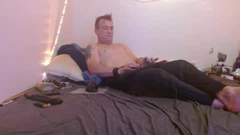 Snapshot of markymark101825061 chatting on 01/15/25, 08:58 markymark101825061 online show from 01/15/25, 08:58