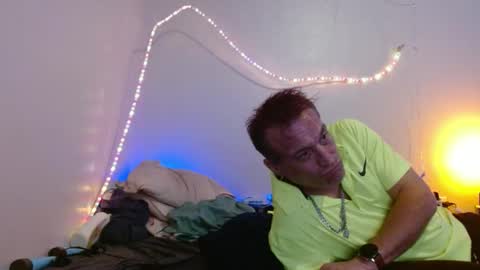 Snapshot of markymark101825061 chatting on 02/07/25, 11:24 markymark101825061 online show from 02/07/25, 11:24