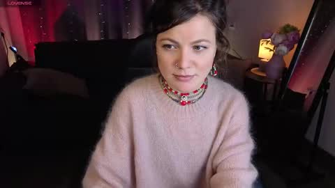 Marla online show from 11/25/25, 01:22